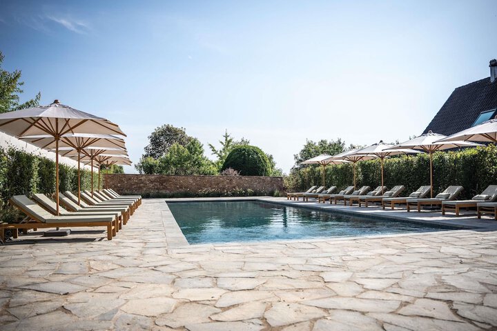 Pools & Facilities