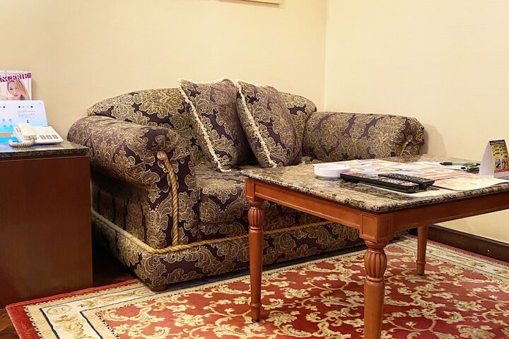 Room 16 of 43