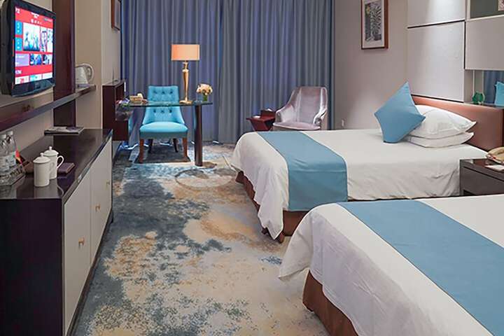Room 5 of 21