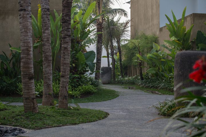 Property Grounds 64 of 74