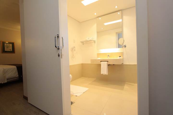 Clean Restrooms