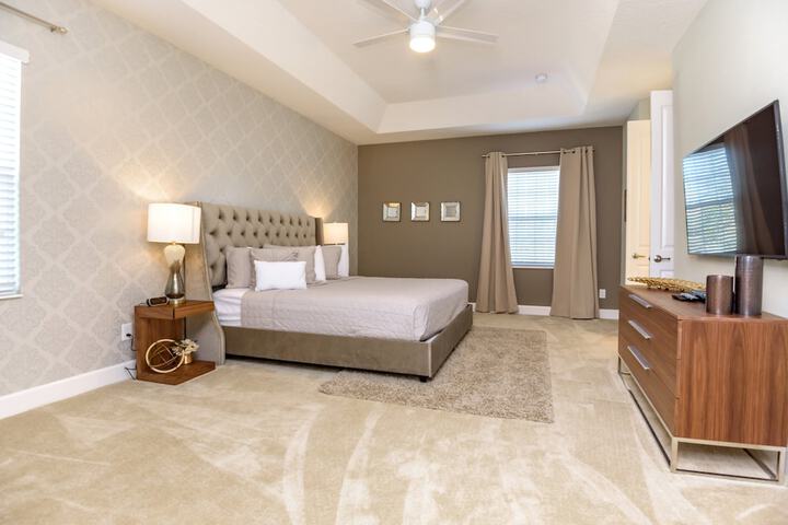 Room 3 of 26