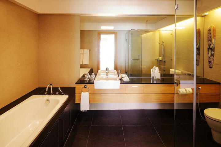 Room 30 of 46