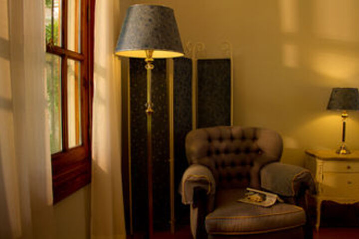 Room 42 of 90