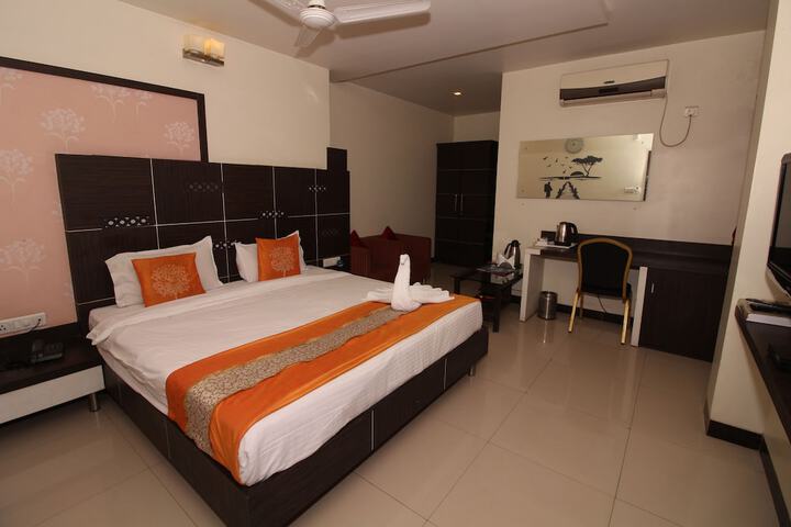 Room 16 of 56