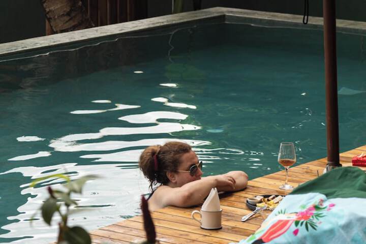 Pool 48 of 91