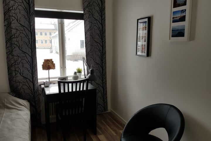 Room 17 of 176