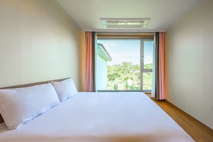 Room 19 of 59