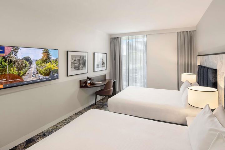 Room 48 of 163