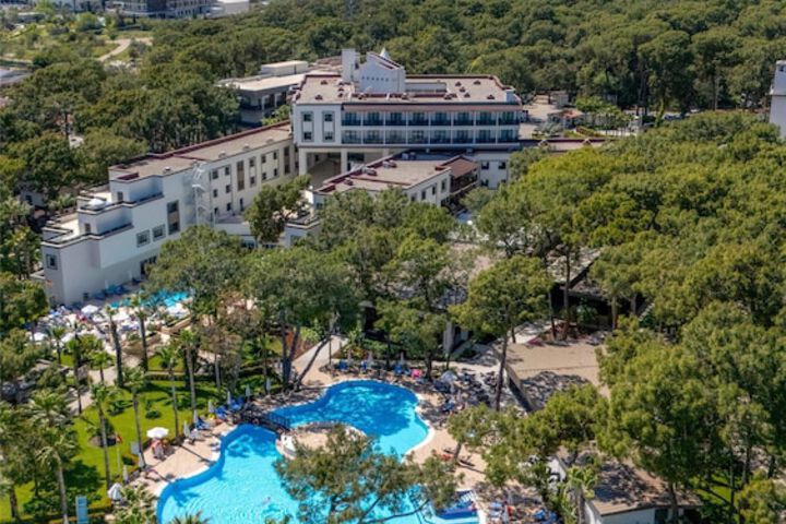 Hotel 332 of 341