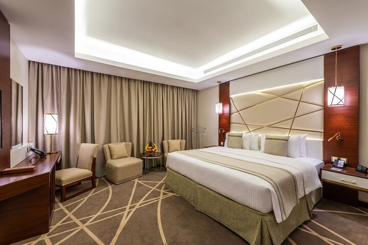 Room 10 of 47
