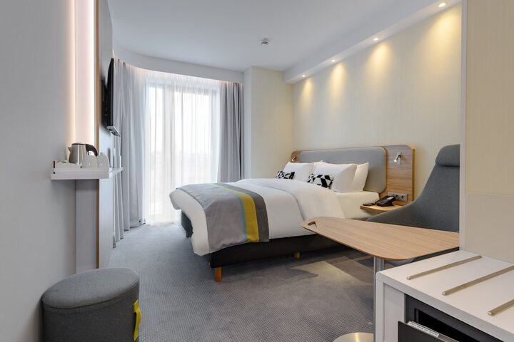 Room 14 of 70