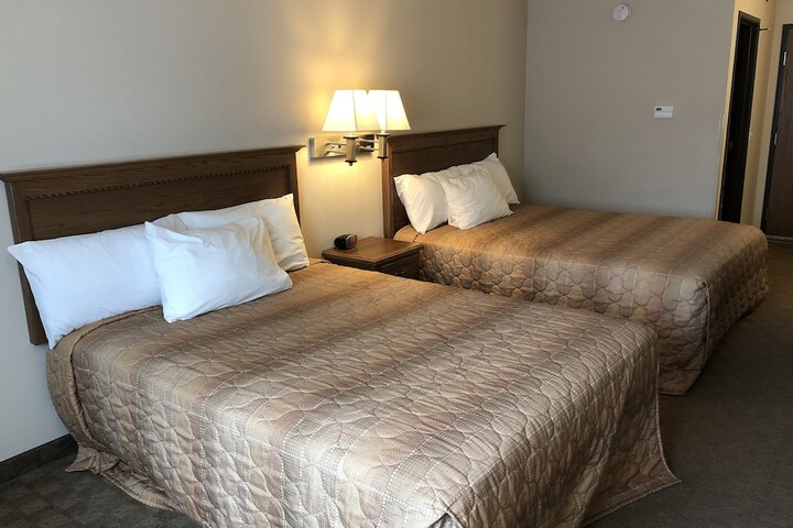 Room 11 of 35