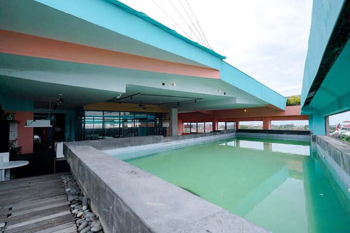 Sunset Point Hotel Seminyak