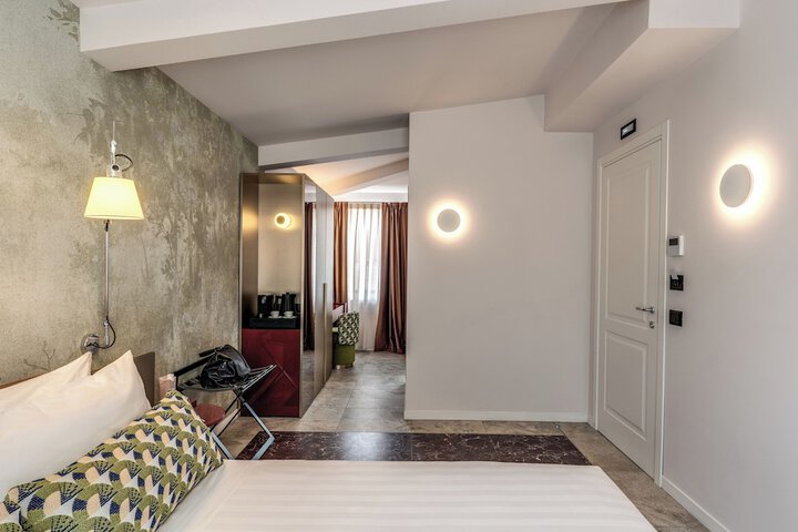 Room 22 of 51