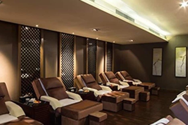 Spa 14 of 25