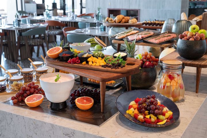 Breakfast/Coffee Service 98 of 173