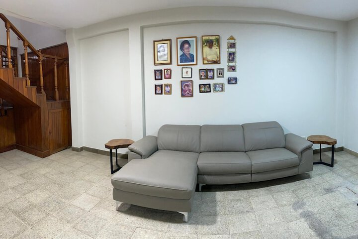 Room 35 of 53