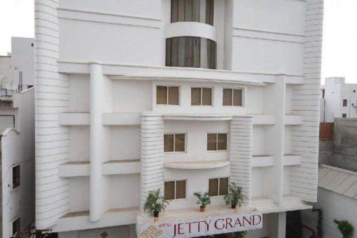 Hotel Jetty Grand