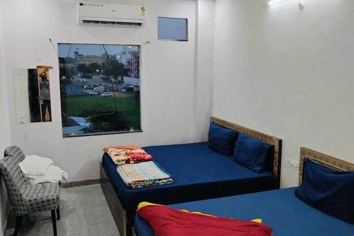 Hotel Shree Shyam Khatushyamji in Danta Ramgarh