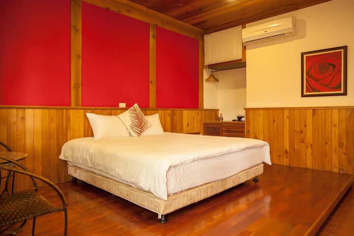Room 18 of 63