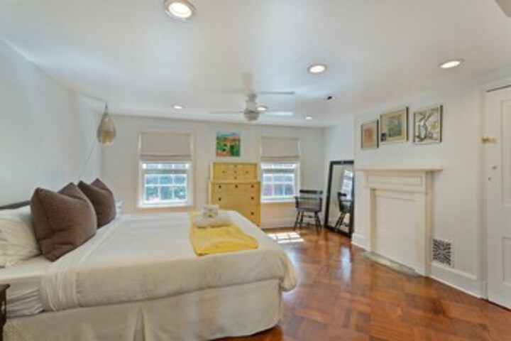 Room 42 of 50