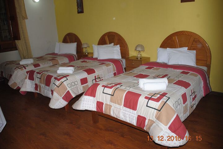Room 4 of 15