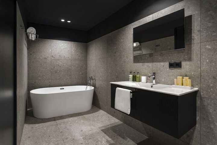 Bath Interior