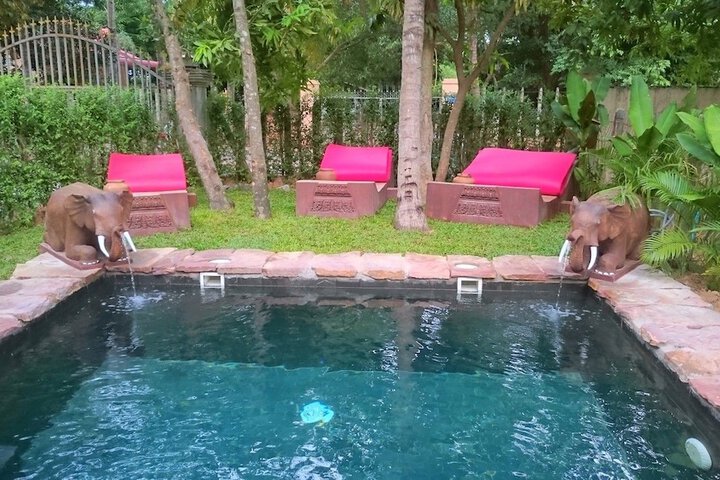 Pool 23 of 48