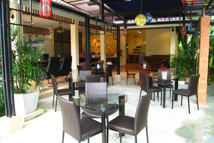 Dining Photos
