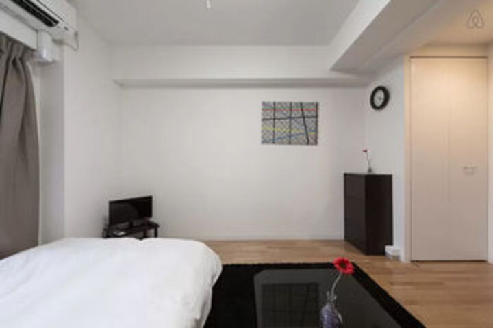 Room 40 of 182