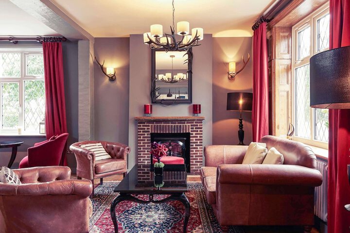 Lounge 47 of 62
