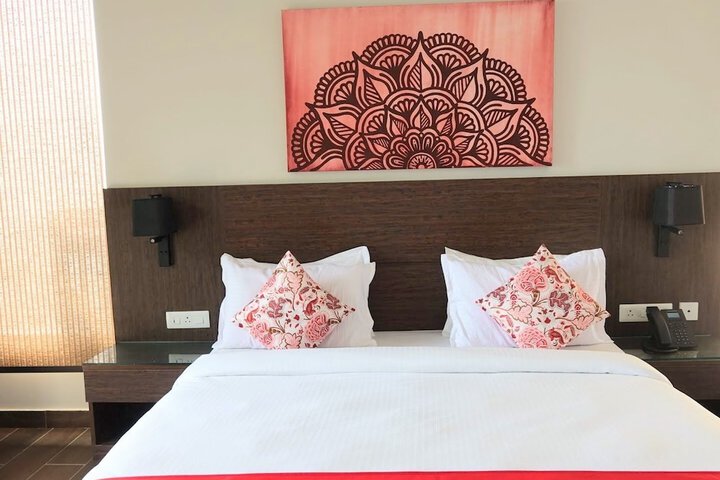 Room 6 of 14