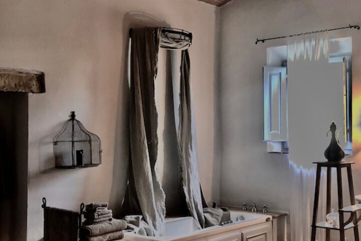 Room 20 of 90
