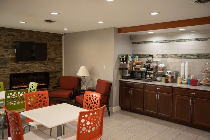 Breakfast area