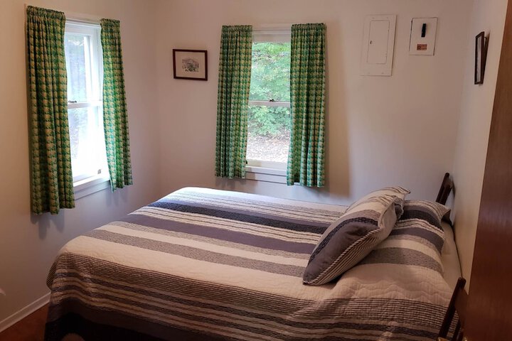Room 19 of 215