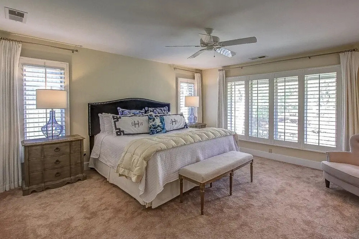 Room 5 of 24