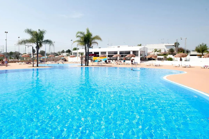 Pool 3 of 7