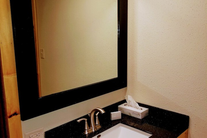 Bathroom sink