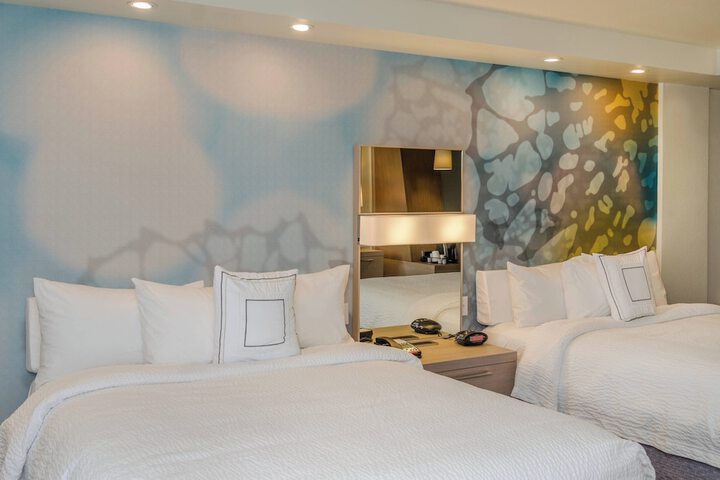 Room 9 of 36