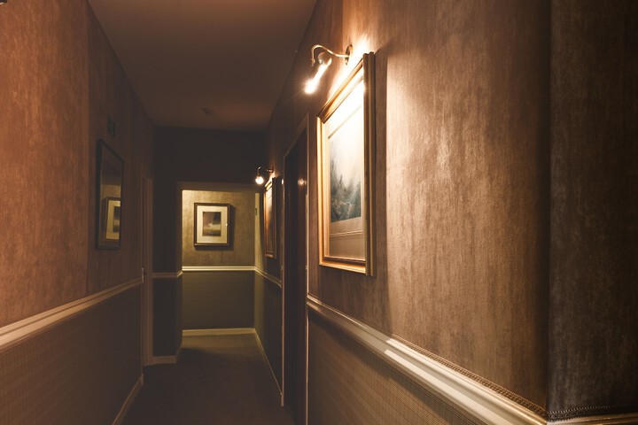 Ballroom/Hall 44 of 70