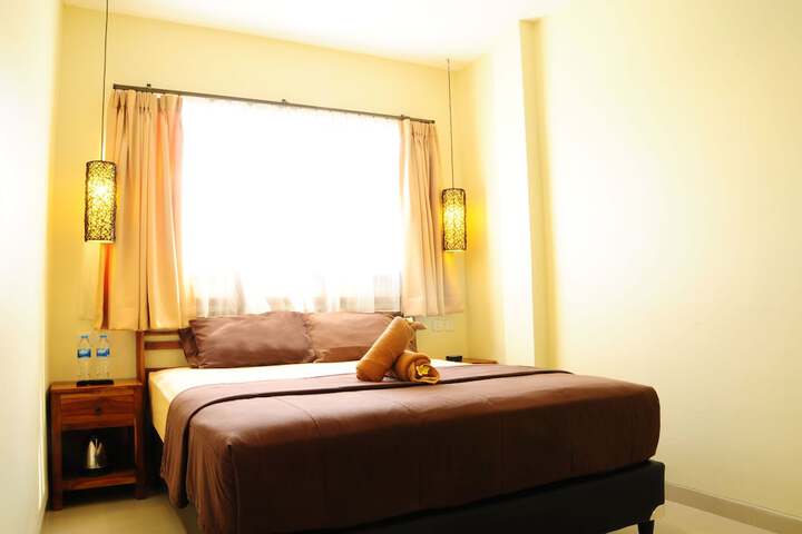 Room 3 of 60