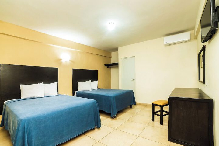 Room 16 of 27