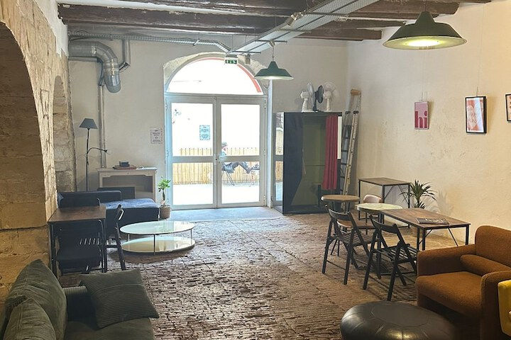 Entrance & Lobby