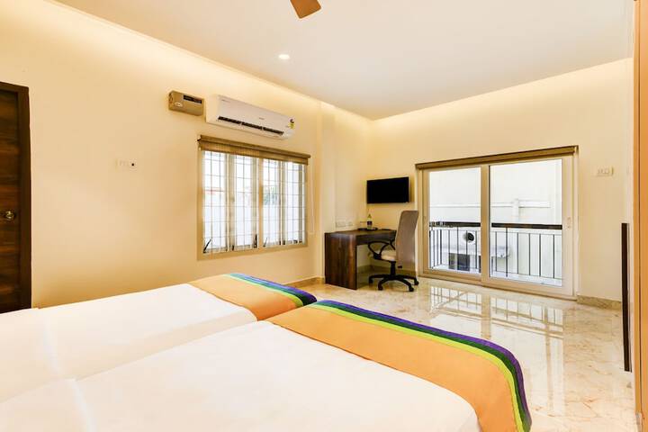 Room 8 of 26