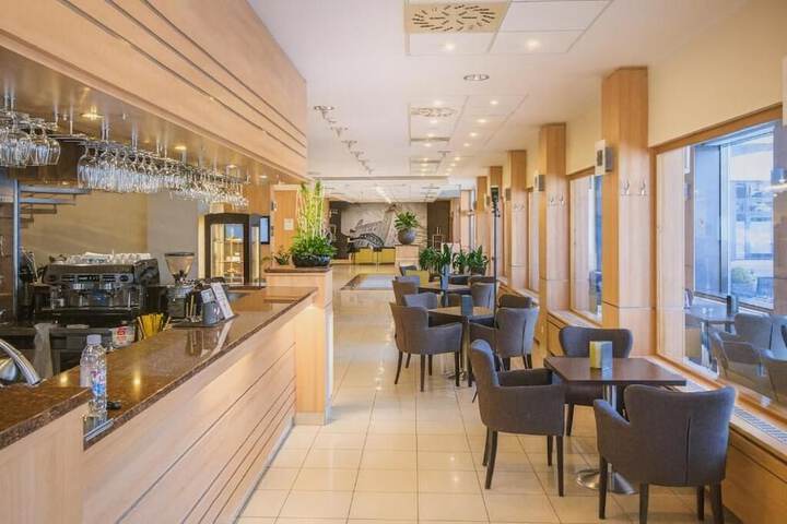Dining Photos