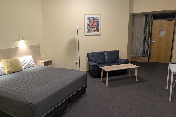 Room 14 of 41