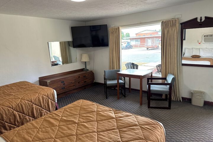 Room 25 of 72