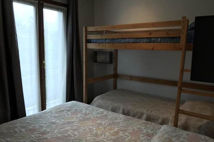 Room 5 of 24