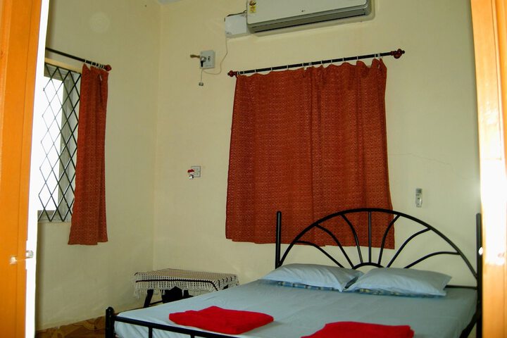 Room 4 of 35